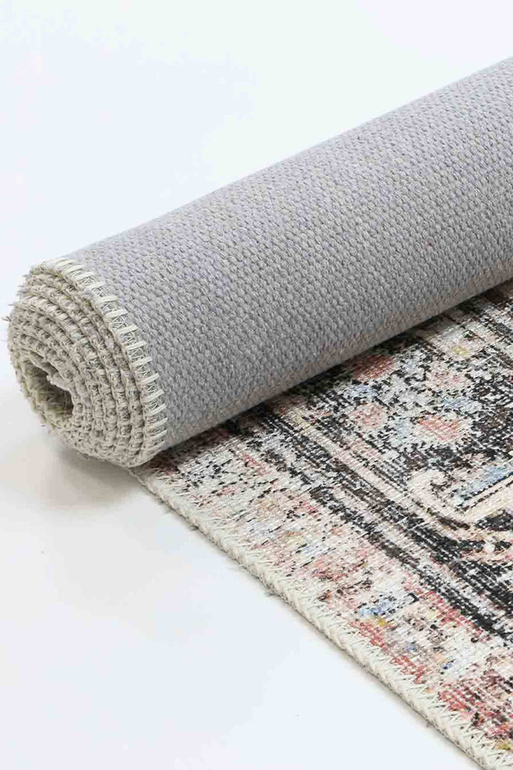 Vintage Crown Waterproof Muted Traditional Rug