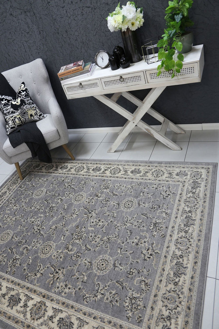 Arya Grey and Cream Traditional Boarder Rug