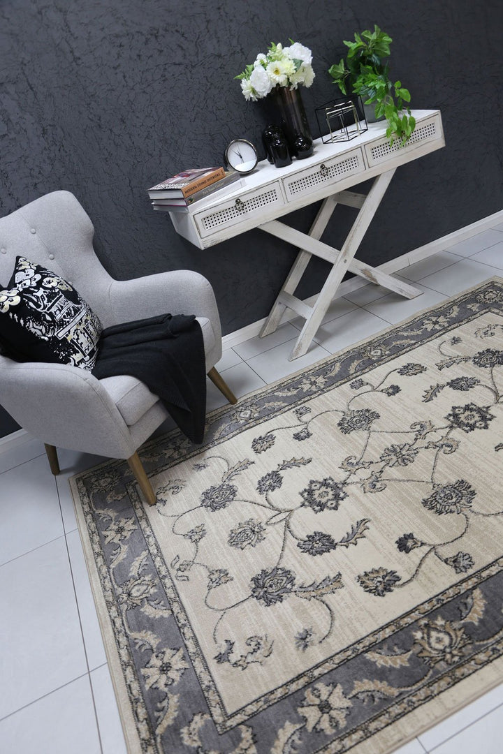 Arya Cream and Grey Traditional Rug