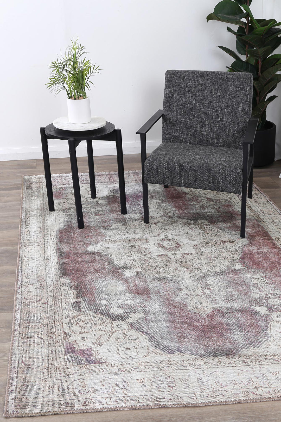 Babylon Isin Violet Washable Rug