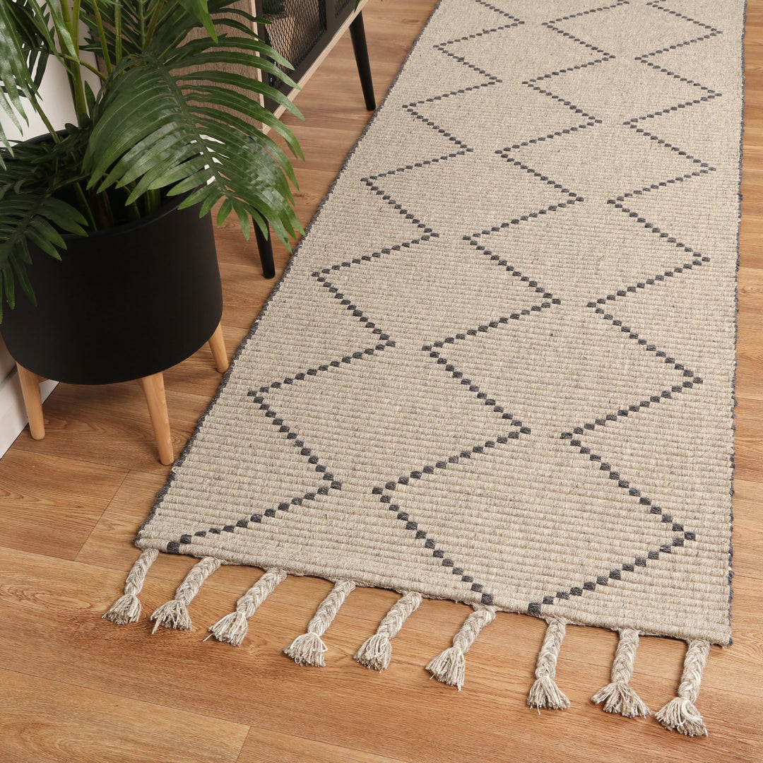 Goa Diamond Tassel Ash Rug Hallway Runner