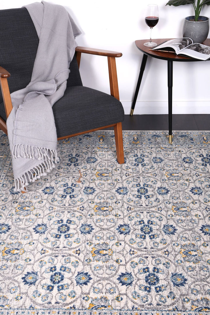 Delicate Blue Green Oriental Rug