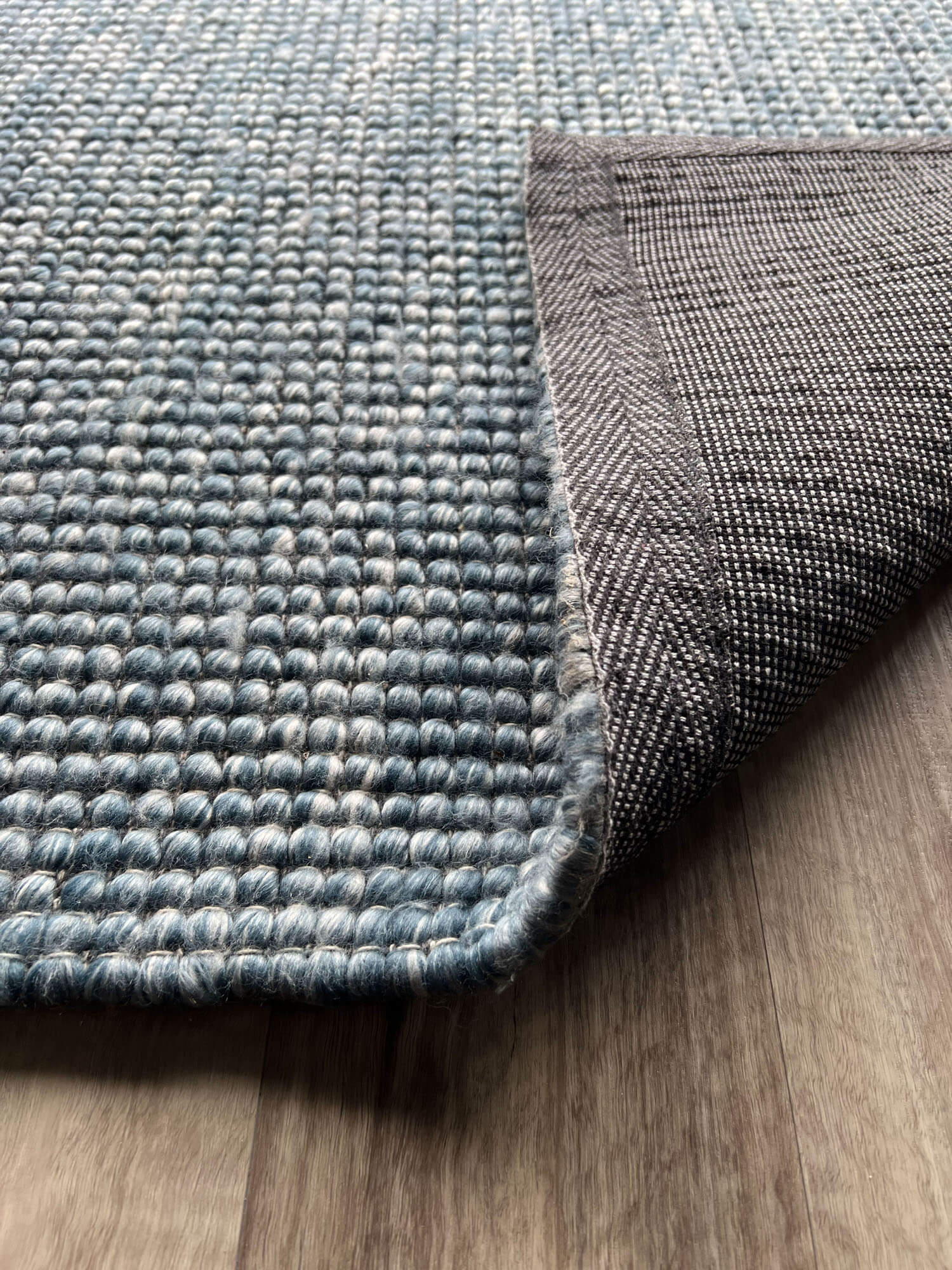 Loop Anthra Grey – Rugs N More