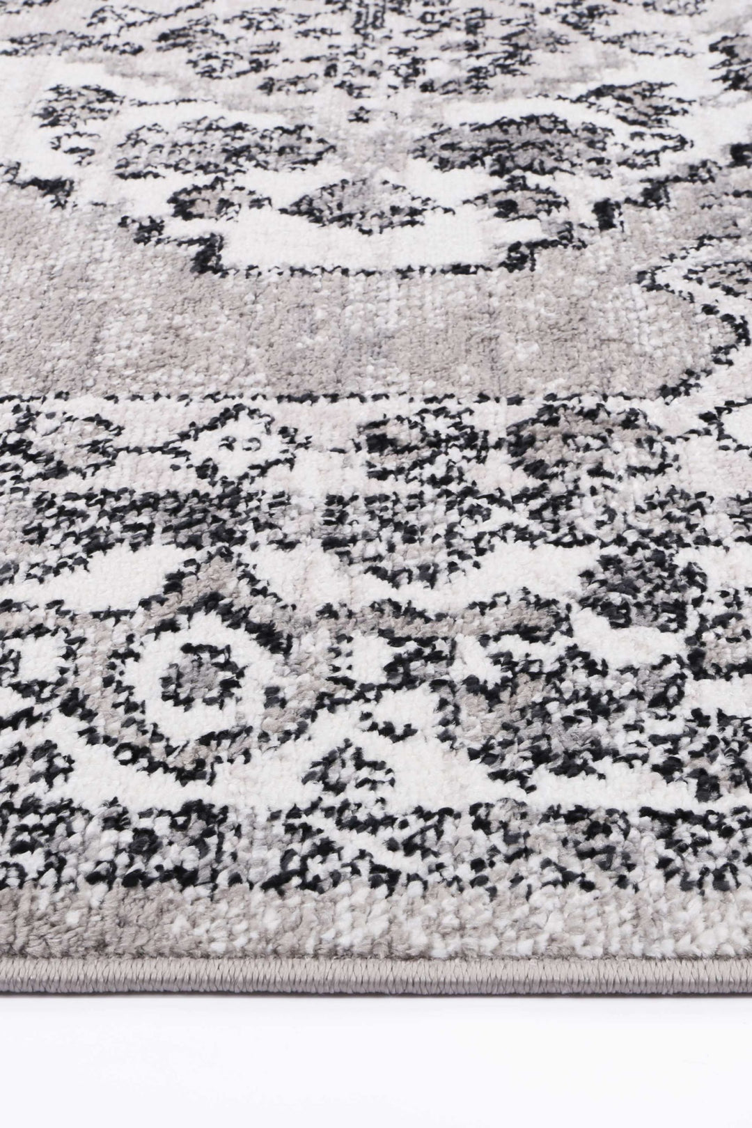 Estate Traditional Grey Black Rug