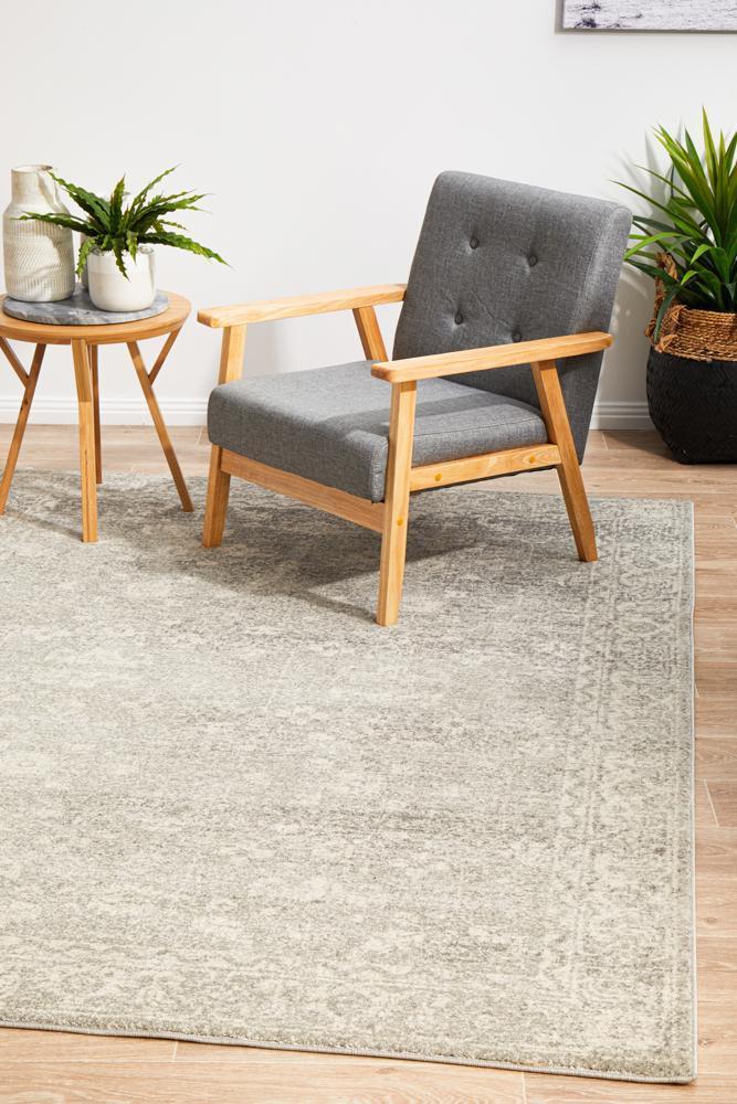 Evoke Shine Silver Transitional Rug