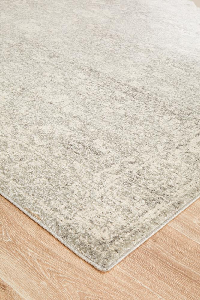 Evoke Shine Silver Transitional Rug