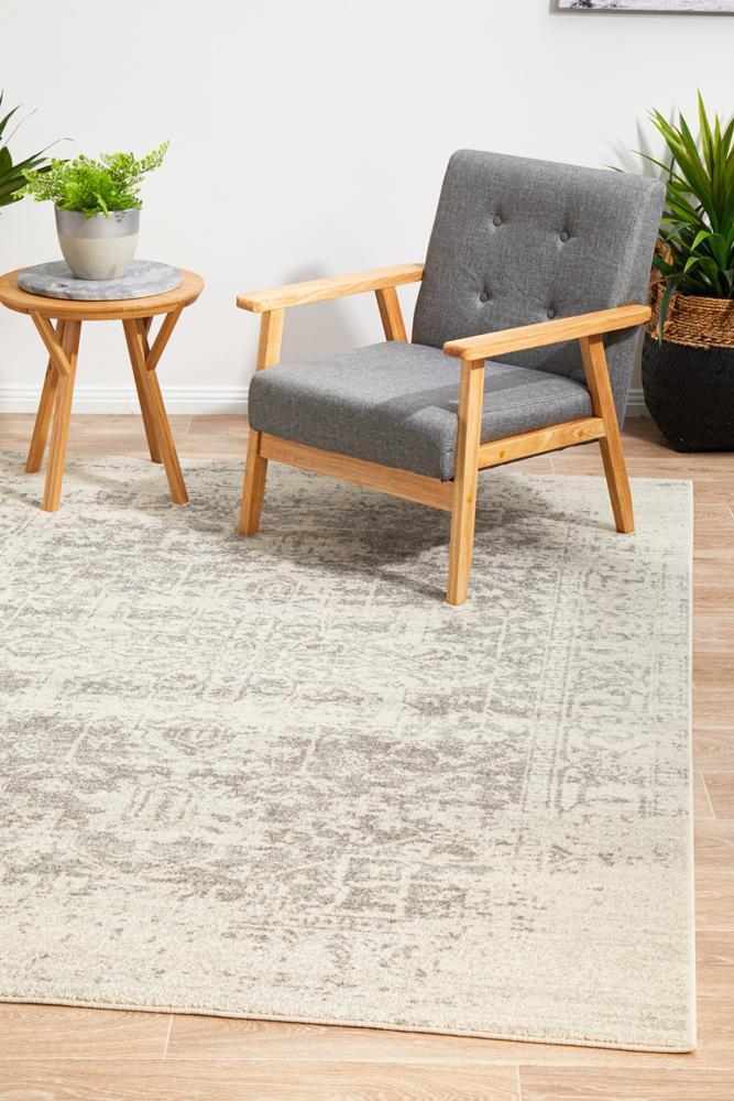 Evoke Dream White Silver Transitional Rug