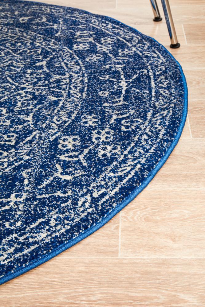 Evoke Artist Navy Transitional Round Rug