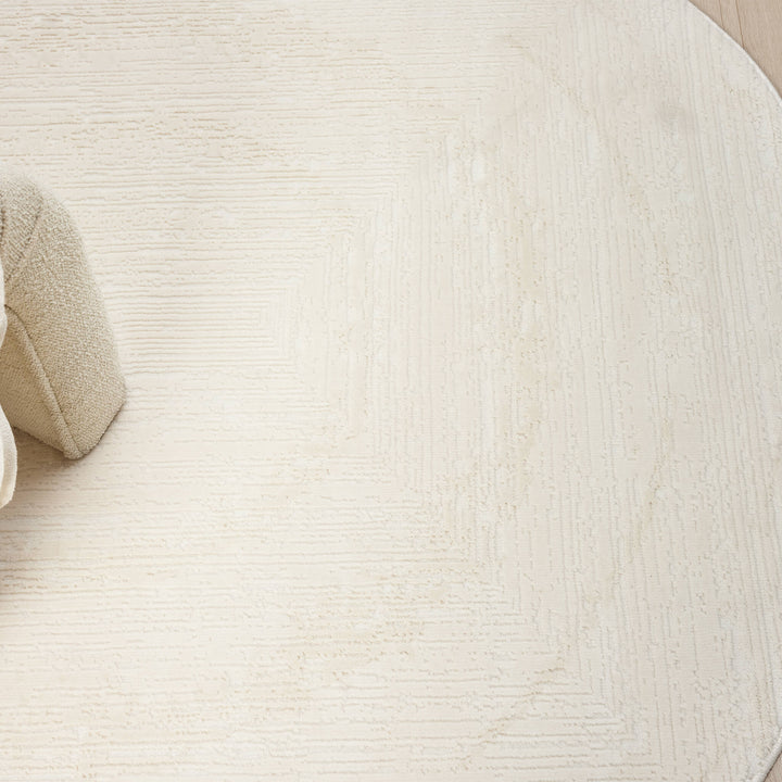 Luxe Distressed Border Warm Cream Round Rug