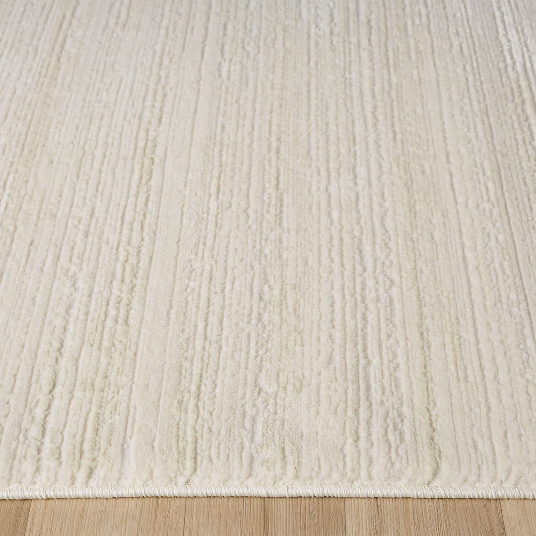 Luxe Distressed Border Cream