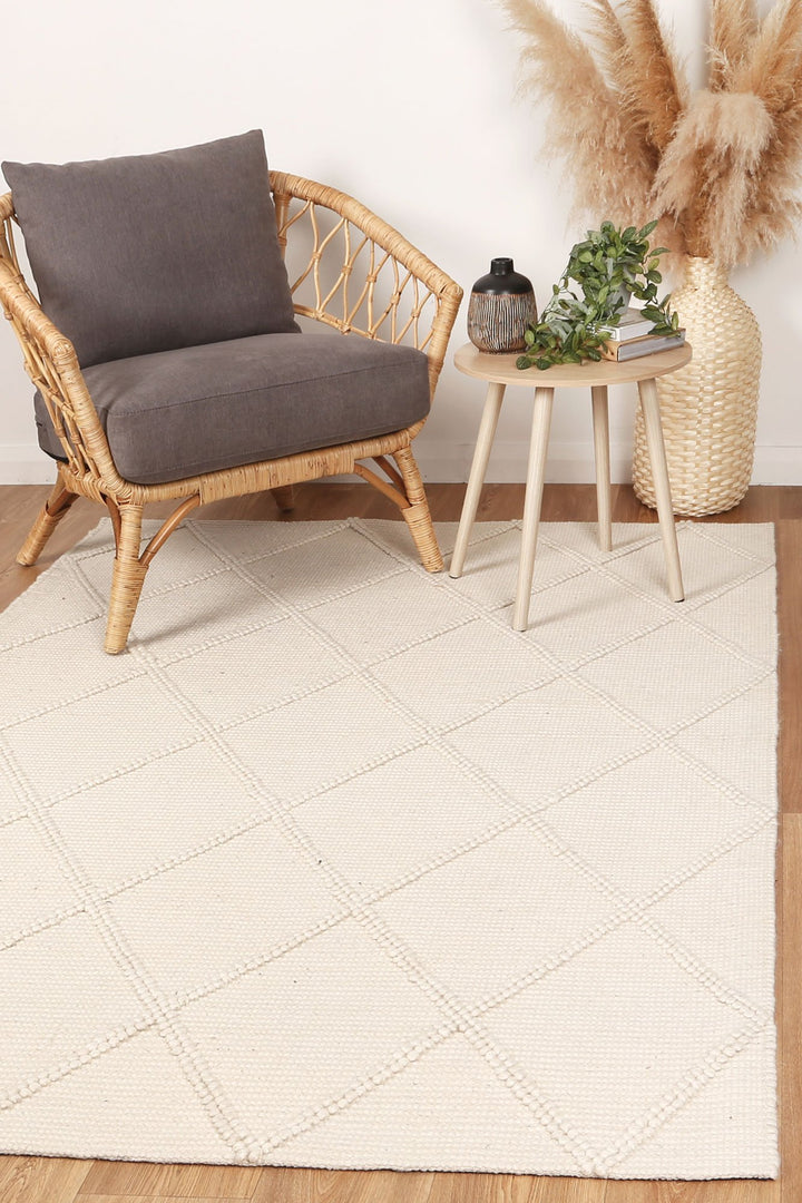 Goa Diamond Braided Cream Rug Hallway Runner