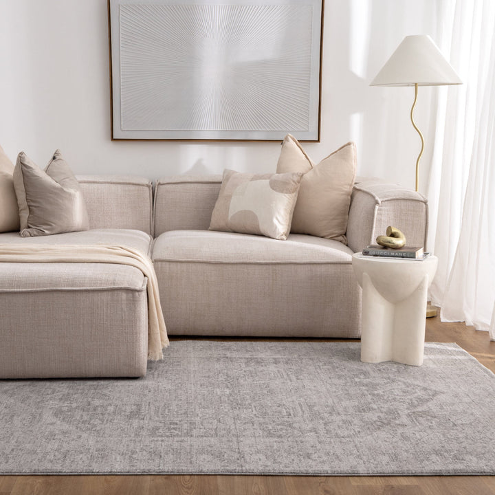 Heritage Distressed Medallion Grey Rug