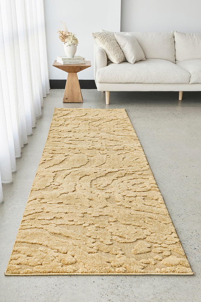 Haven Nyla Sculpted Pattern Gold Runner Rug