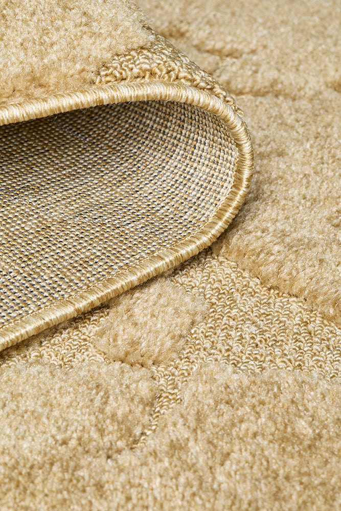 Haven Nyla Sculpted Pattern Gold Rug