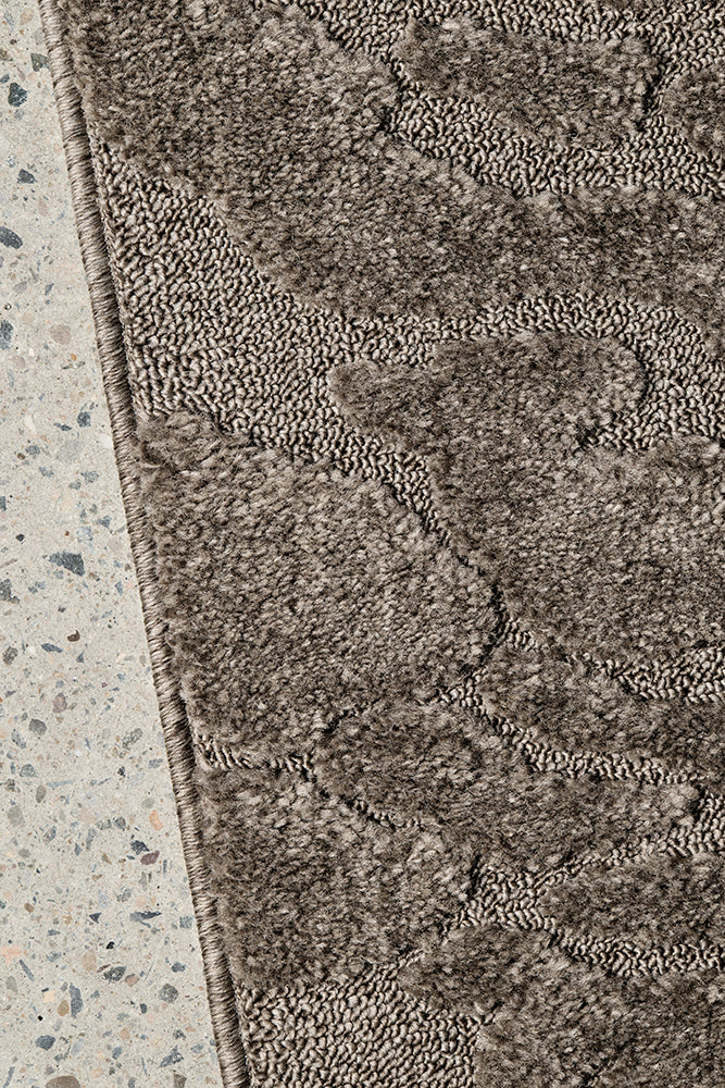 Haven Nyla Sculpted Pattern Mocha Runner Rug