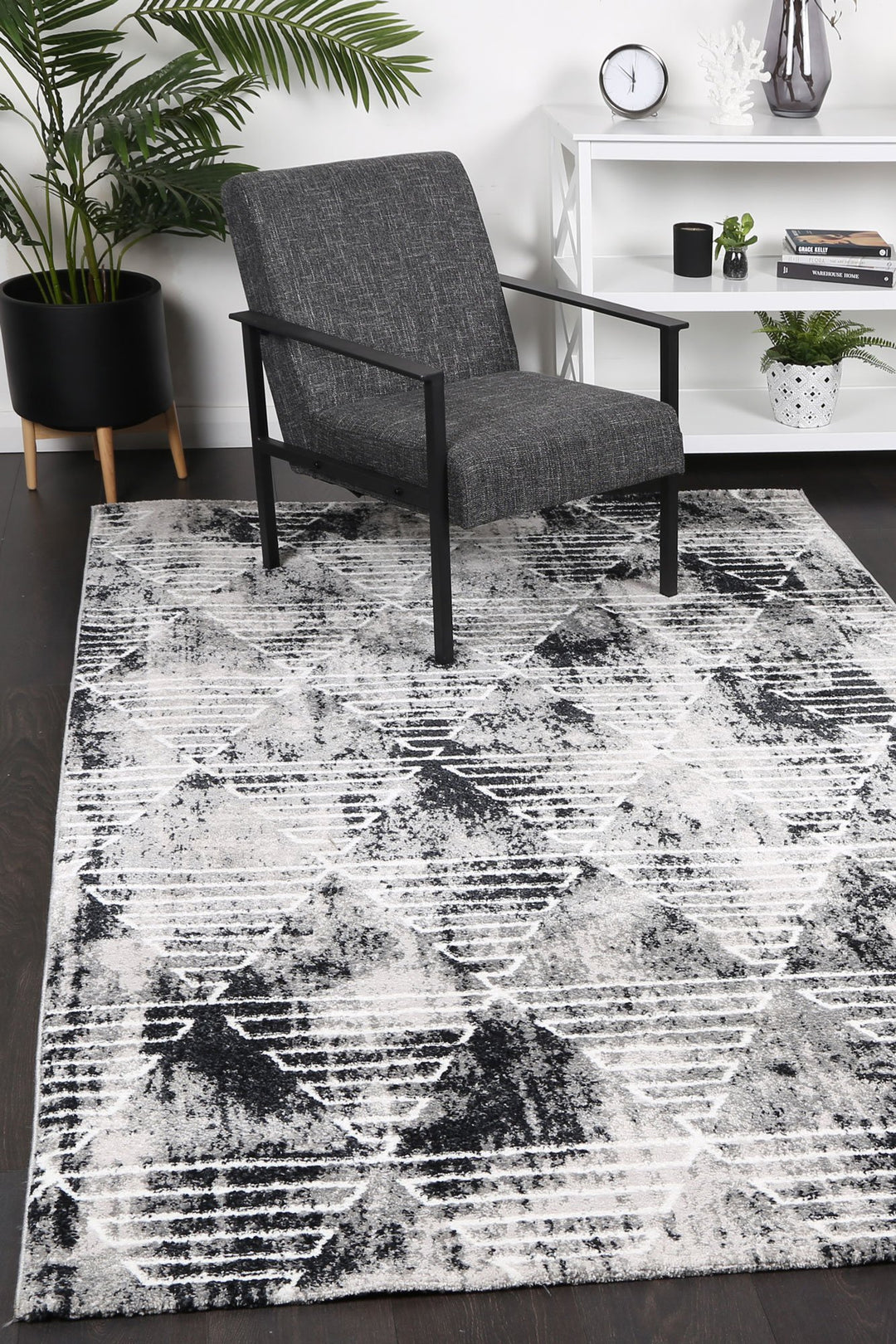 Kimberley Transitional Geometric Grey Rug