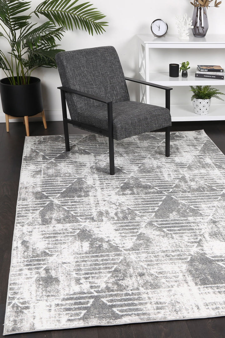 Kimberley Transitional Geometric Silver Rug