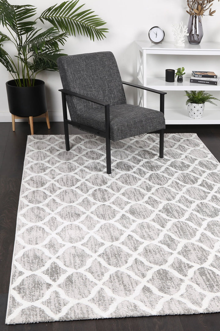 Kimberley Lattice Silver Rug