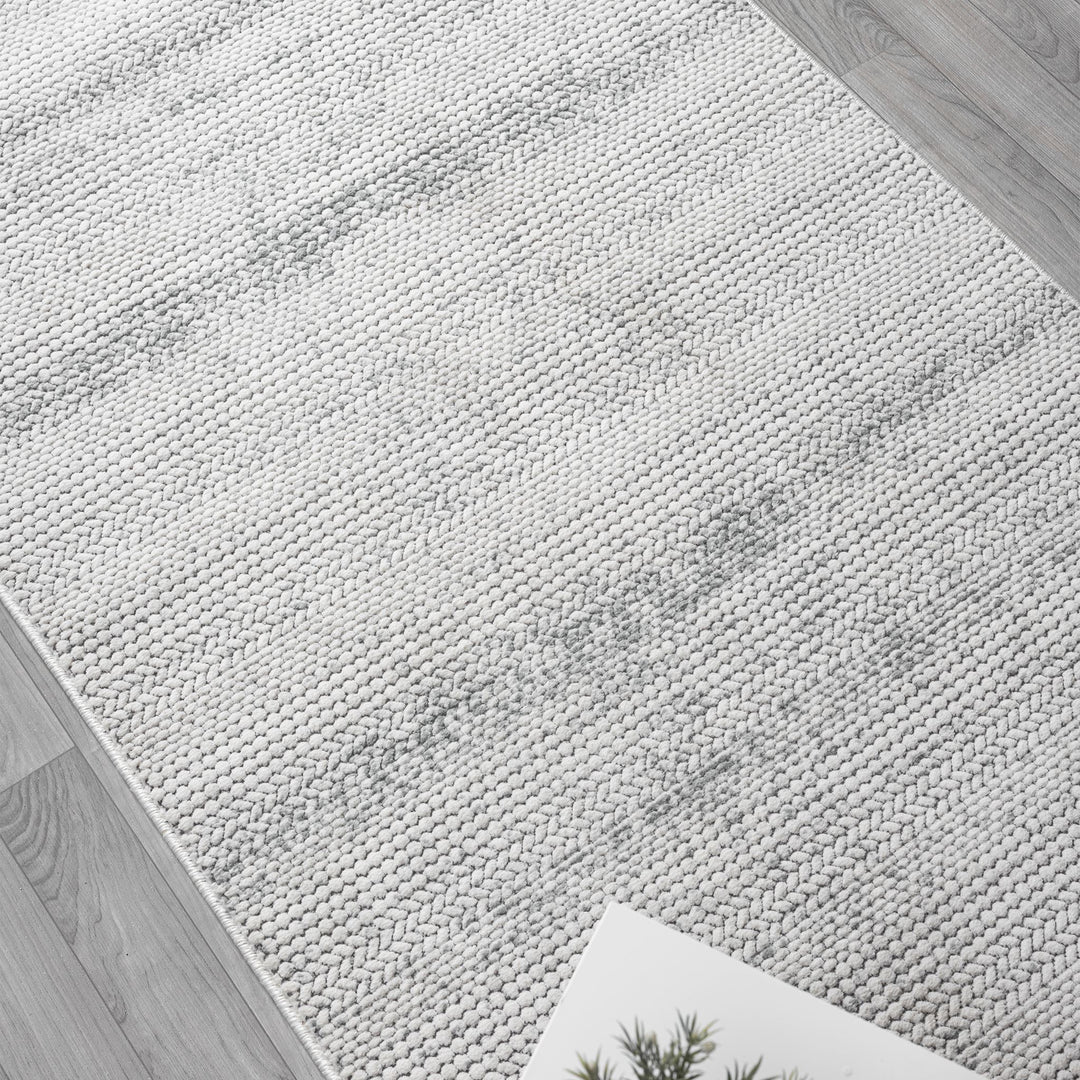Timeless Texture Striated Cloud Runner Rug