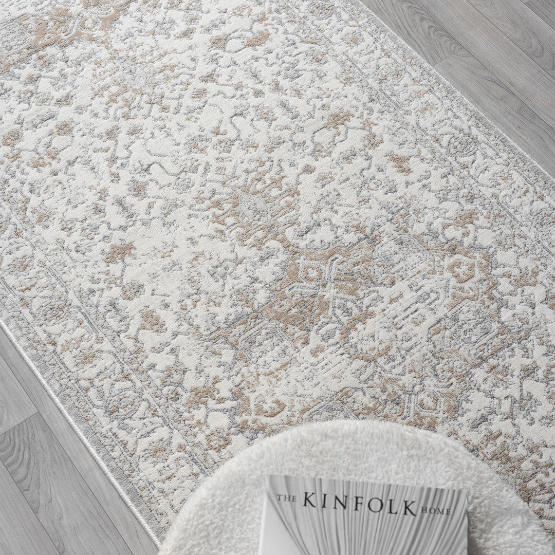Timeless Texture Vintage Medallion Frost Runner Rug