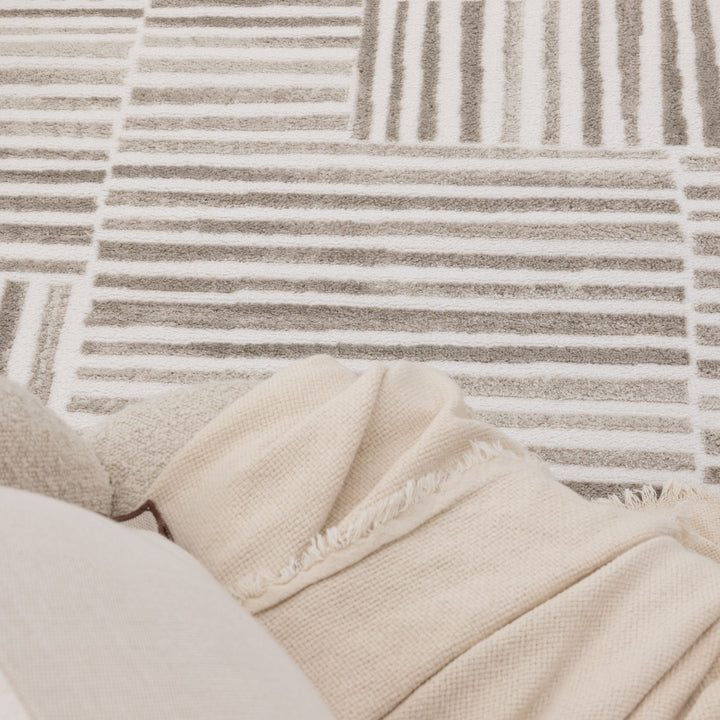Wellington Geometric Lines Beige Rug