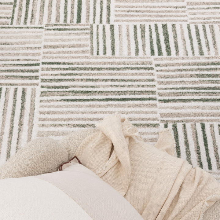 Wellington Geometric Lines Green Rug