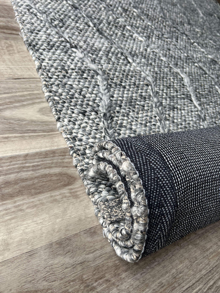 Zig Zag Dark Grey Hallway Runner