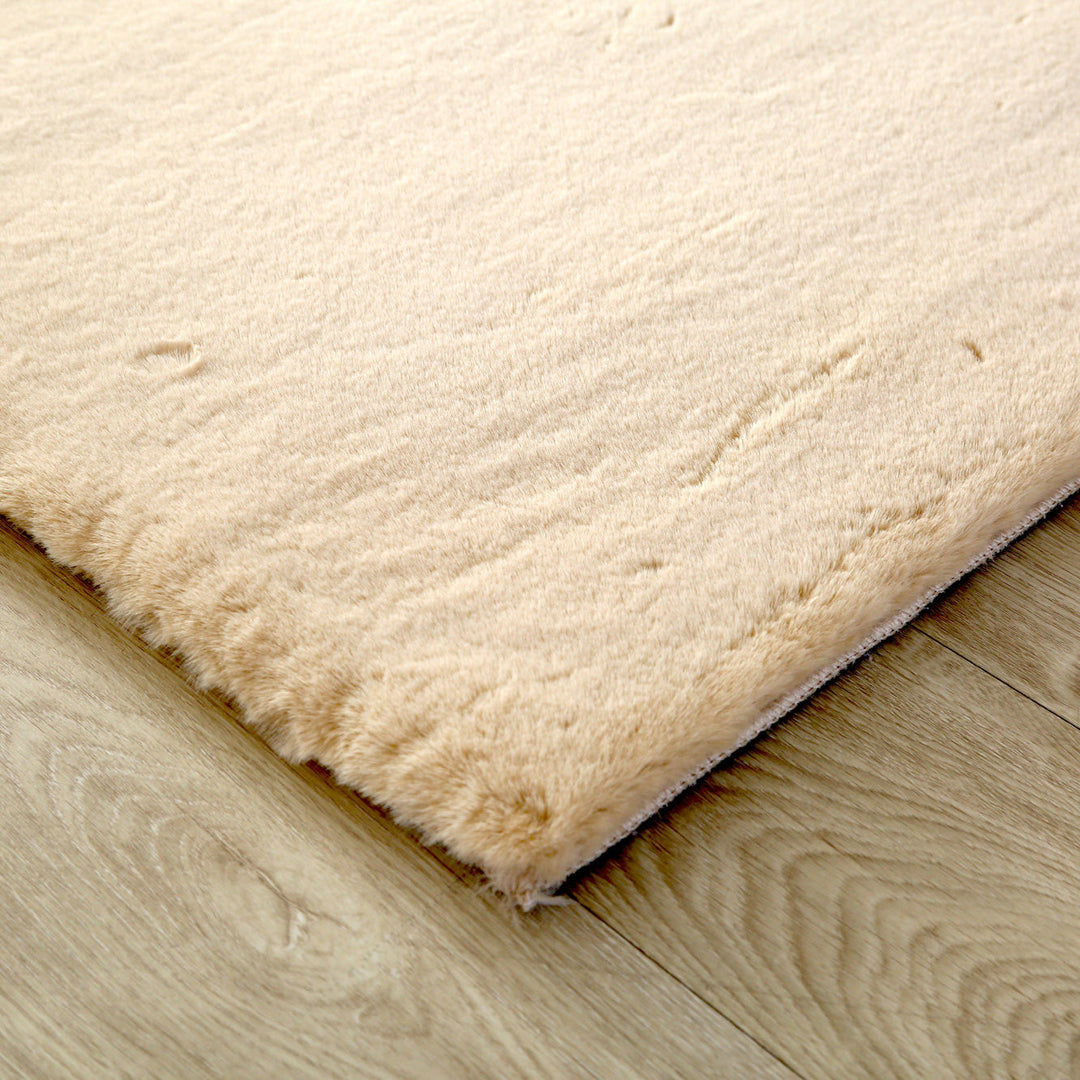 Plush Faux Fur Rice Beige Rug