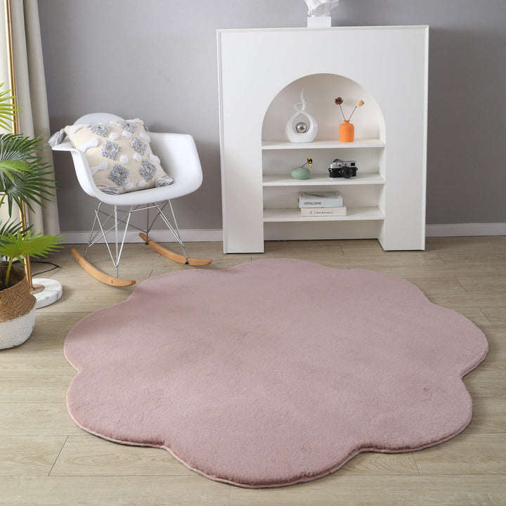 Plush Faux Fur Pink Flower Rug