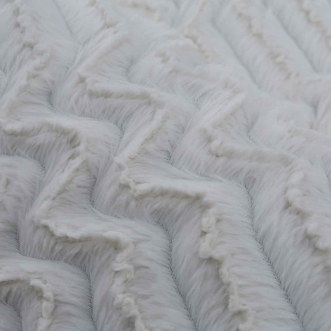 Plush Faux Fur Innis Ivory Rug