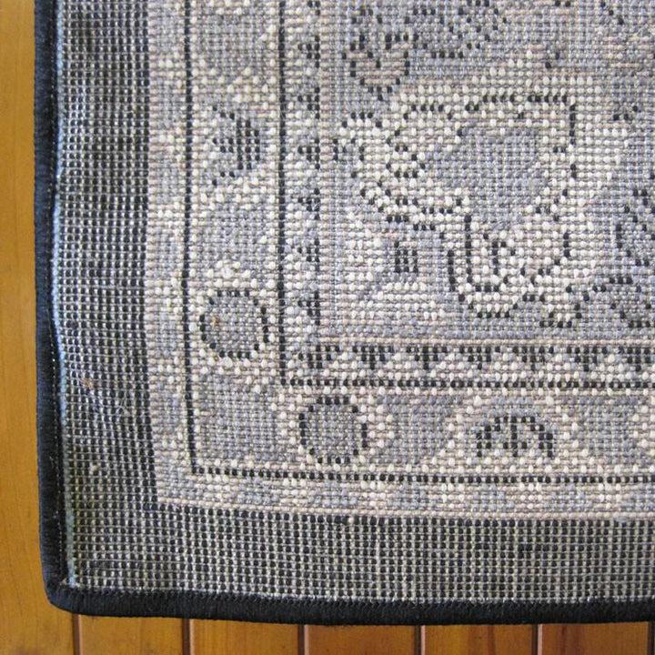 Affordable 6331 Black Hallway Runner